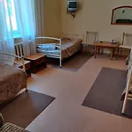 Hotel Sartus *