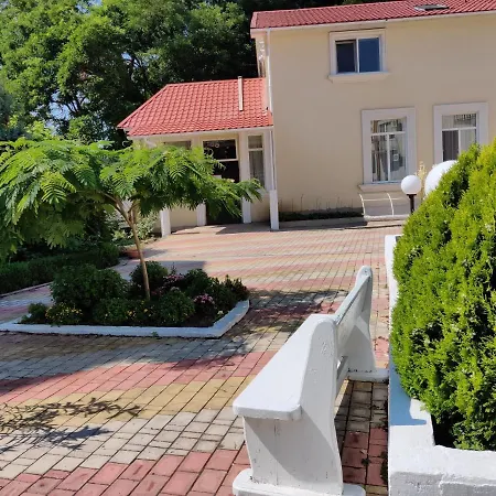 Hotel Sartus