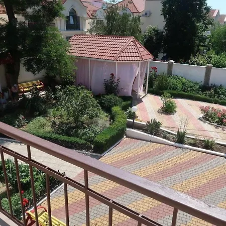 Sartus Hotel *